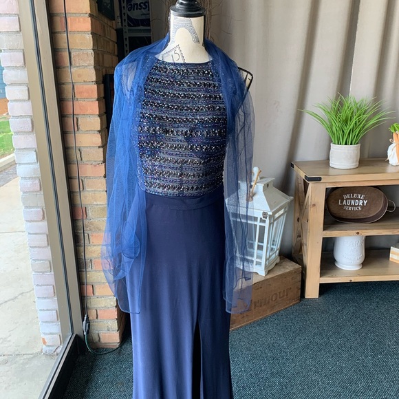 Formal Hand-beaded Navy Blue Gown - Picture 5 of 8